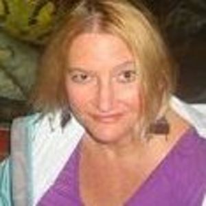 Meet your Posher, Suzanne